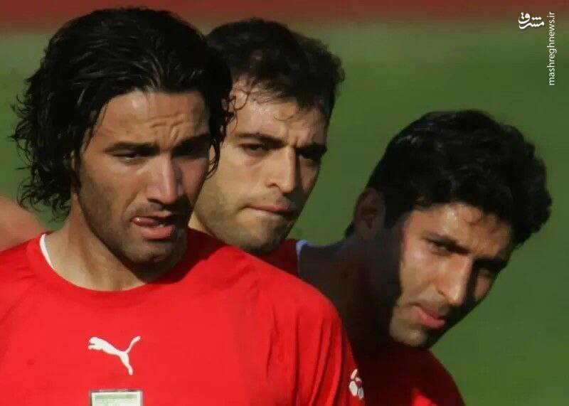 عکس زیرخاکی هاشمیان و نویدکیا پشت سر جواد نکونام