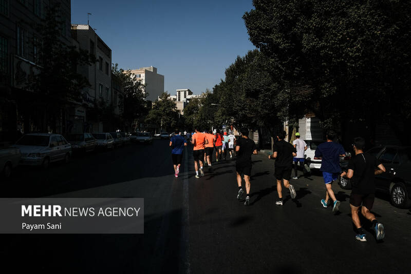 4489177 مسابقه دو خیابانی