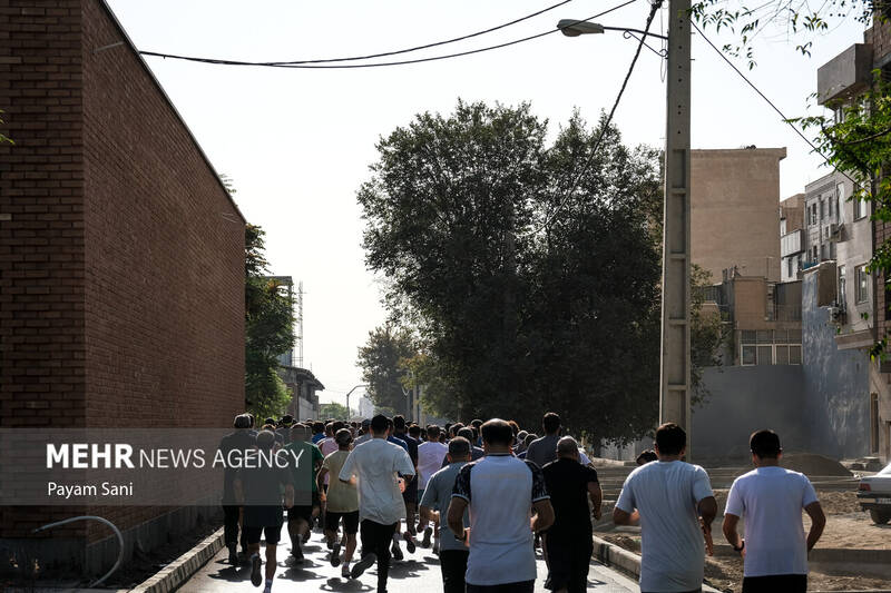 4489182 مسابقه دو خیابانی