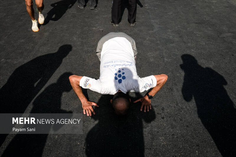 4489194 مسابقه دو خیابانی