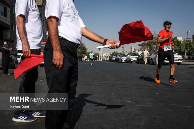 4489198 مسابقه دو خیابانی