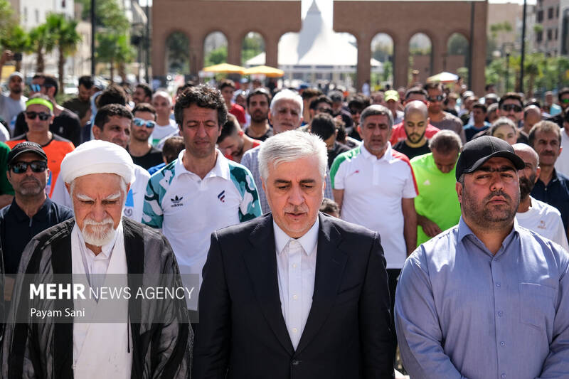 4489199 مسابقه دو خیابانی