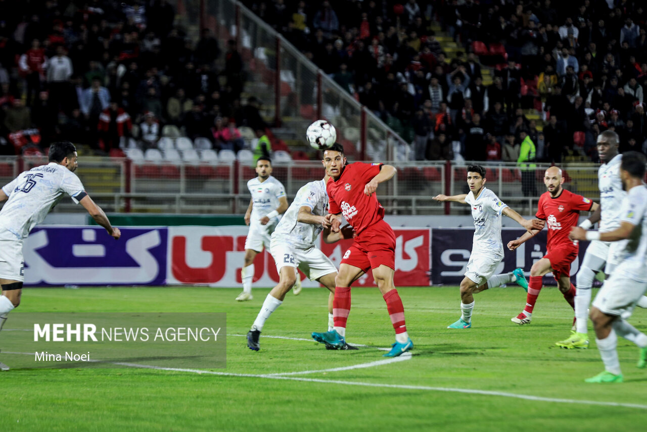 5425748 فوتبال ایران دیگر بازیکن تولید نمیکند؛ شرط موفقیت هاشمیان در پرسپولیس