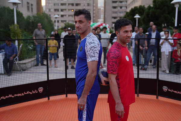 کری استقلالی ها و پرسپولیسی ها در فوتبال «لایی لیگا» + عکس