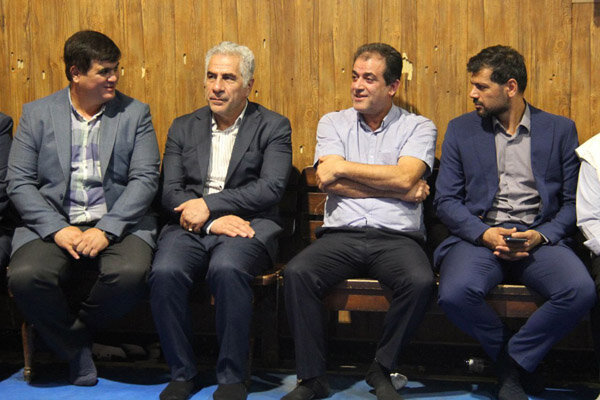 تمرین رئیس فدراسیون کاراته با ملی پوشان ناشنوا؛ رهنما حریف تمرینی شد