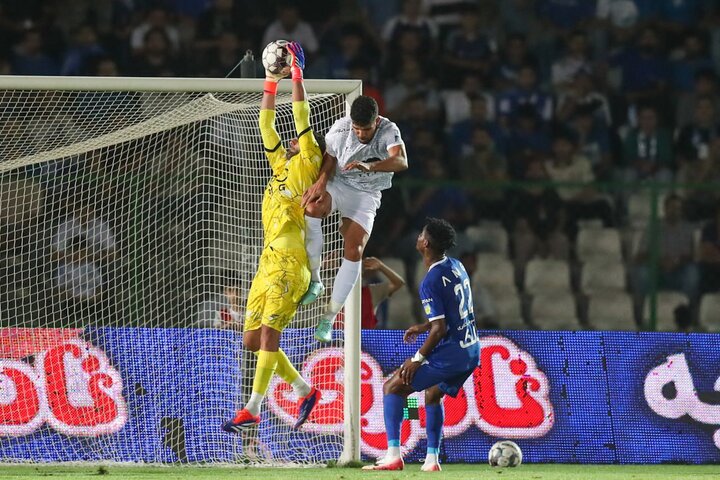 فرار استقلال از شکست در بازی پرگل با ذوب‌آهن