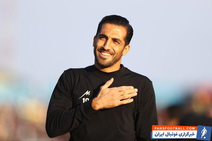 وحید امیری کاپیتان پیشین پرسپولیس با عقد قراردادی راهی فولاد خوزستان شد