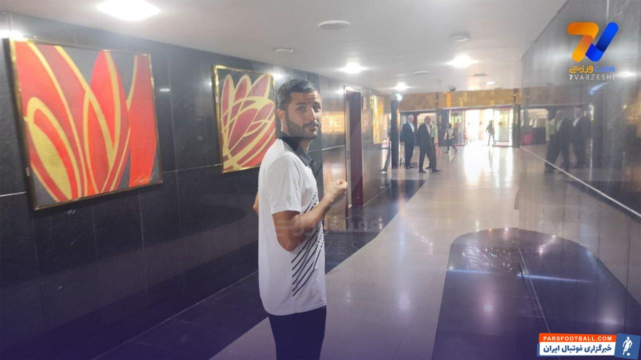 عارف غلامی ستاره جدید استقلال بدون رونمایی راهی تبریز شد