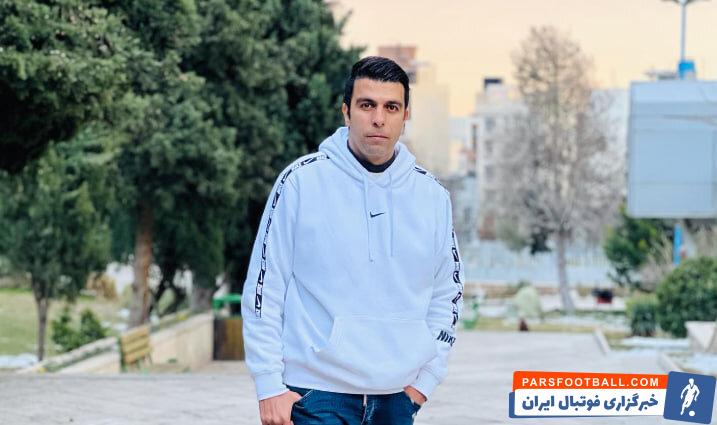 محمد منصوری : اگر همه بر علیه وحید هاشمیان شوند او در پرسپولیس جا نمی زند