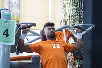 مهدی تاج به دنبال آدرس آرایشگر رامین رضاییان ستاره استقلال