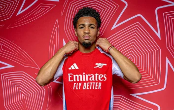 تمدید قرارداد وانری با آرسنال رسمی شد