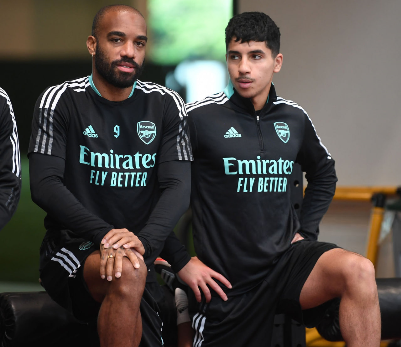 alexanderlaccazette_and_salah-eddine_oulad_mhand_of_arsenal صلاح الدین اولادمهند هافبک جوان آرسنال و الکساندر لاکازت مهاجم فرانسوی سابق آرسنال انگلیس - لیگ برتر ایران