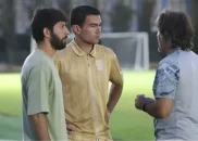 آشورماتوف در جایگاه ویژه ورزشگاه نقش جهان تماشاگر دیدار استقلال 1 - 2 تراکتور