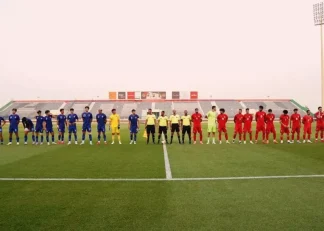 کلیپ حضور حشمت مهاجرانی و امیرحسین فتحی در تمرین تیم ملی فوتبال امید ایران