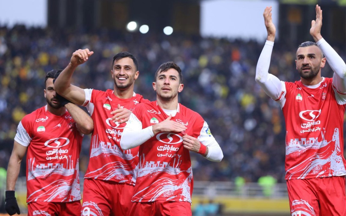 farshad-ahmadzade-perspolis-sepahan-alialipour-serdardursun-202 فرشاد احمدزاده وینگر پرسپولیس تهران و سابق سپاهان - سردار دورسون و علی علیپور مهاجمان پرسپولیس تهران - بازی سپاهان و پرسپولیس - لیگ برتر ایران