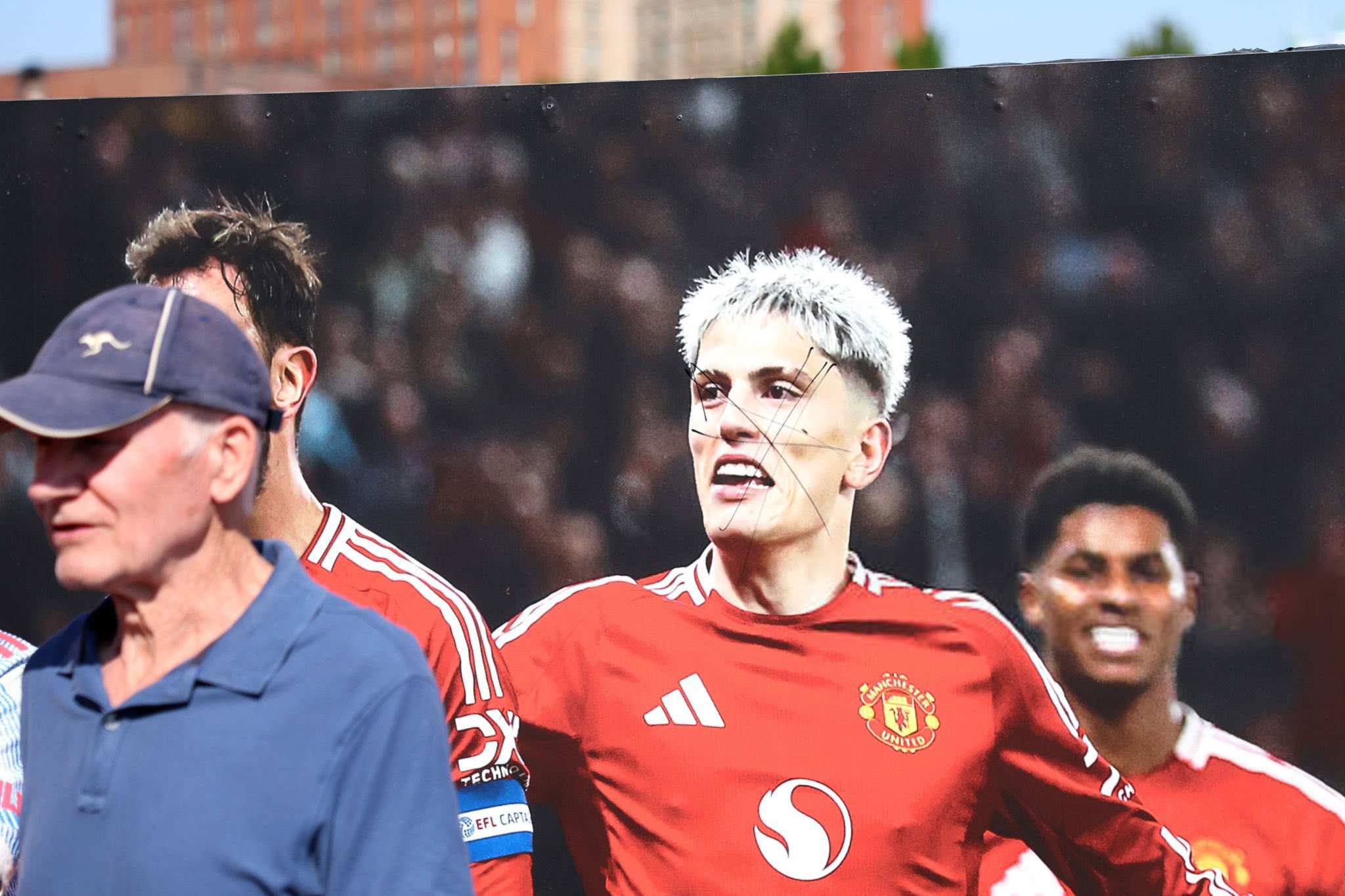 پوستر الخاندرو گارناچو