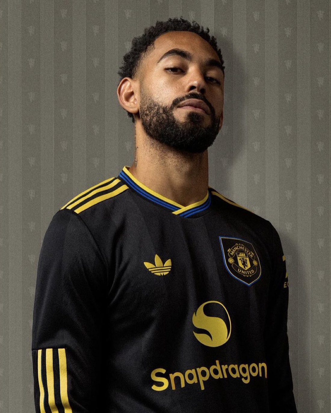 پیراهن سوم منچستریونایتد در فصل 26-2025