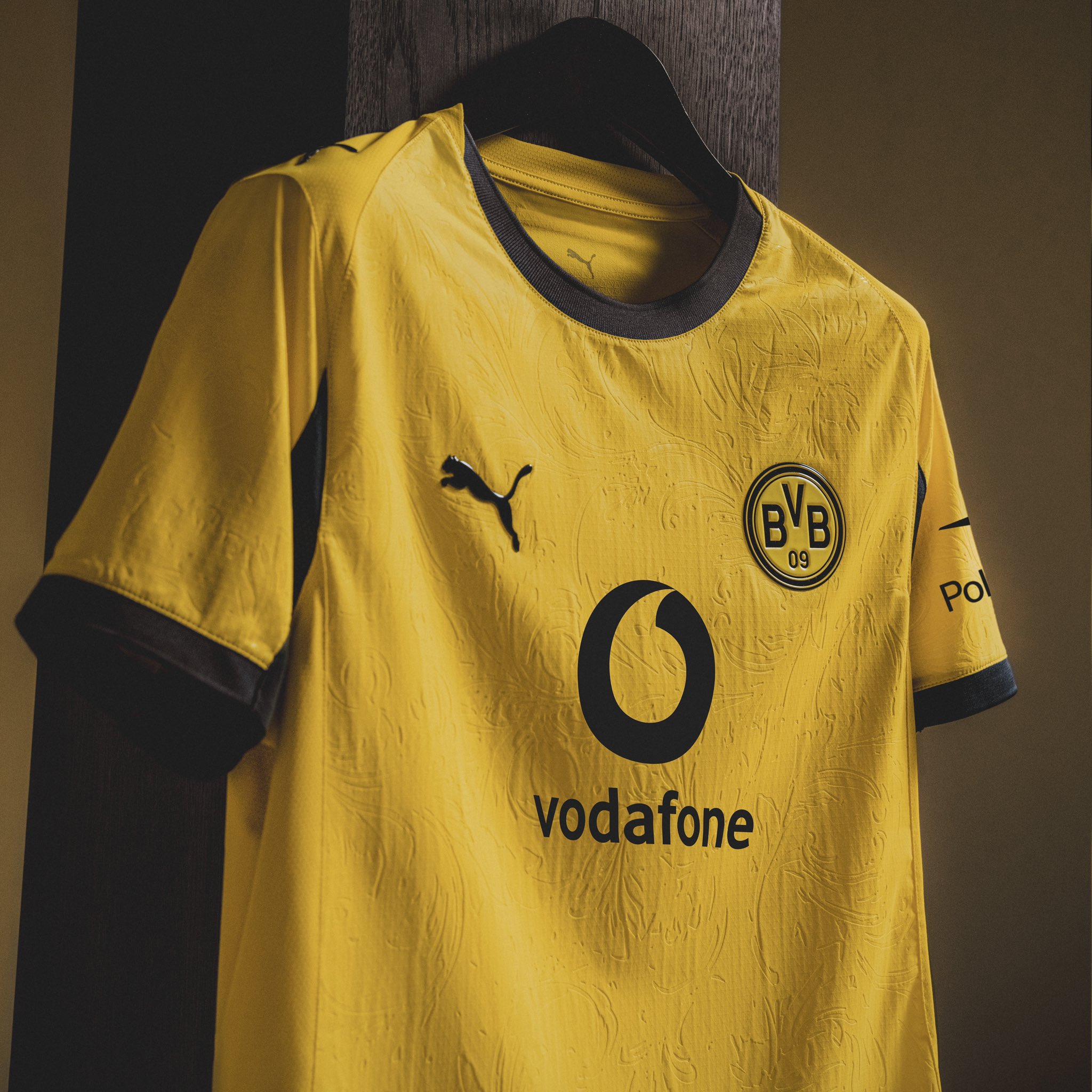 gzwdhaqwyaqphbb پیراهن بوروسیا دورتموند در لیگ قهرمانان اروپا فصل 26-2025