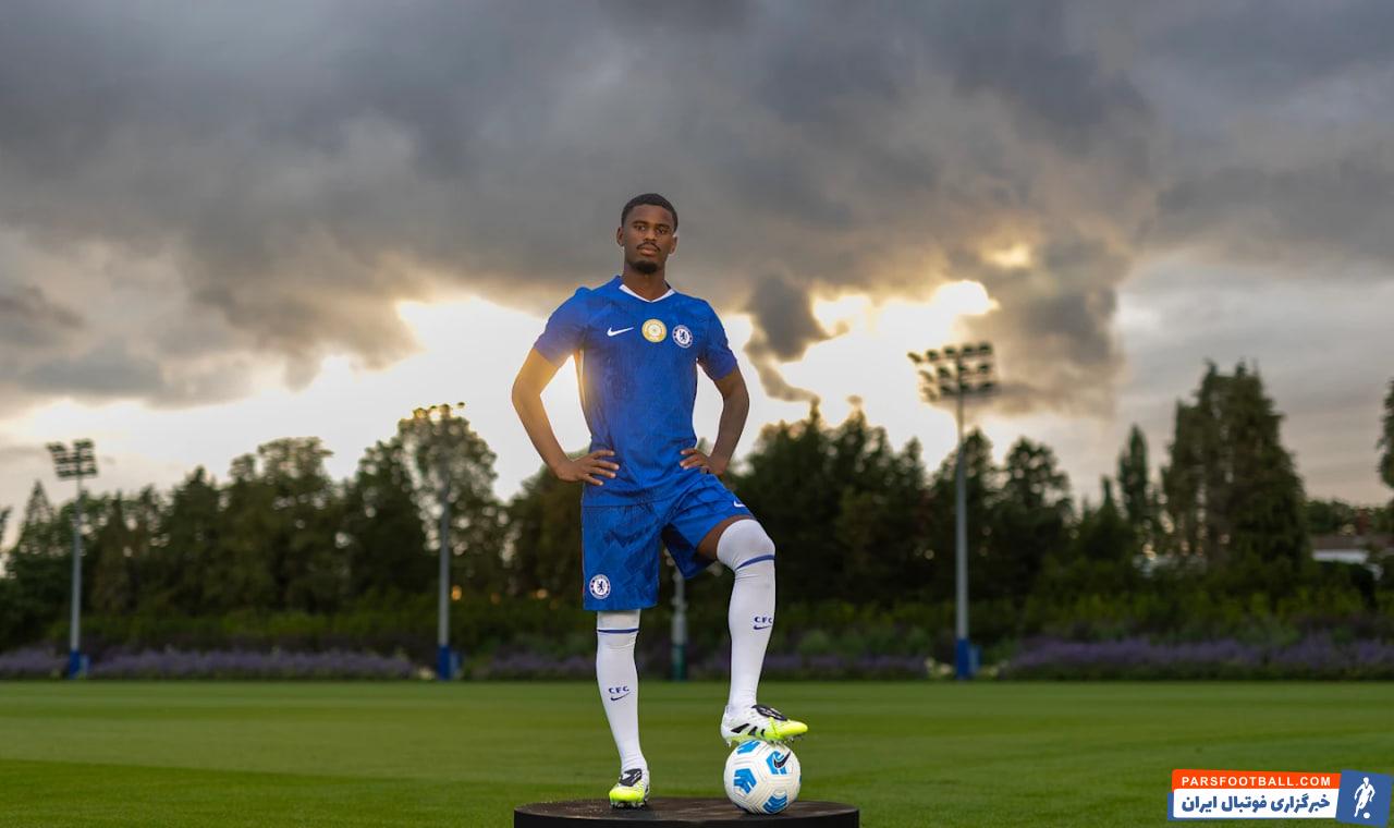 یورل هاتو از آژاکس به چلسی پیوست