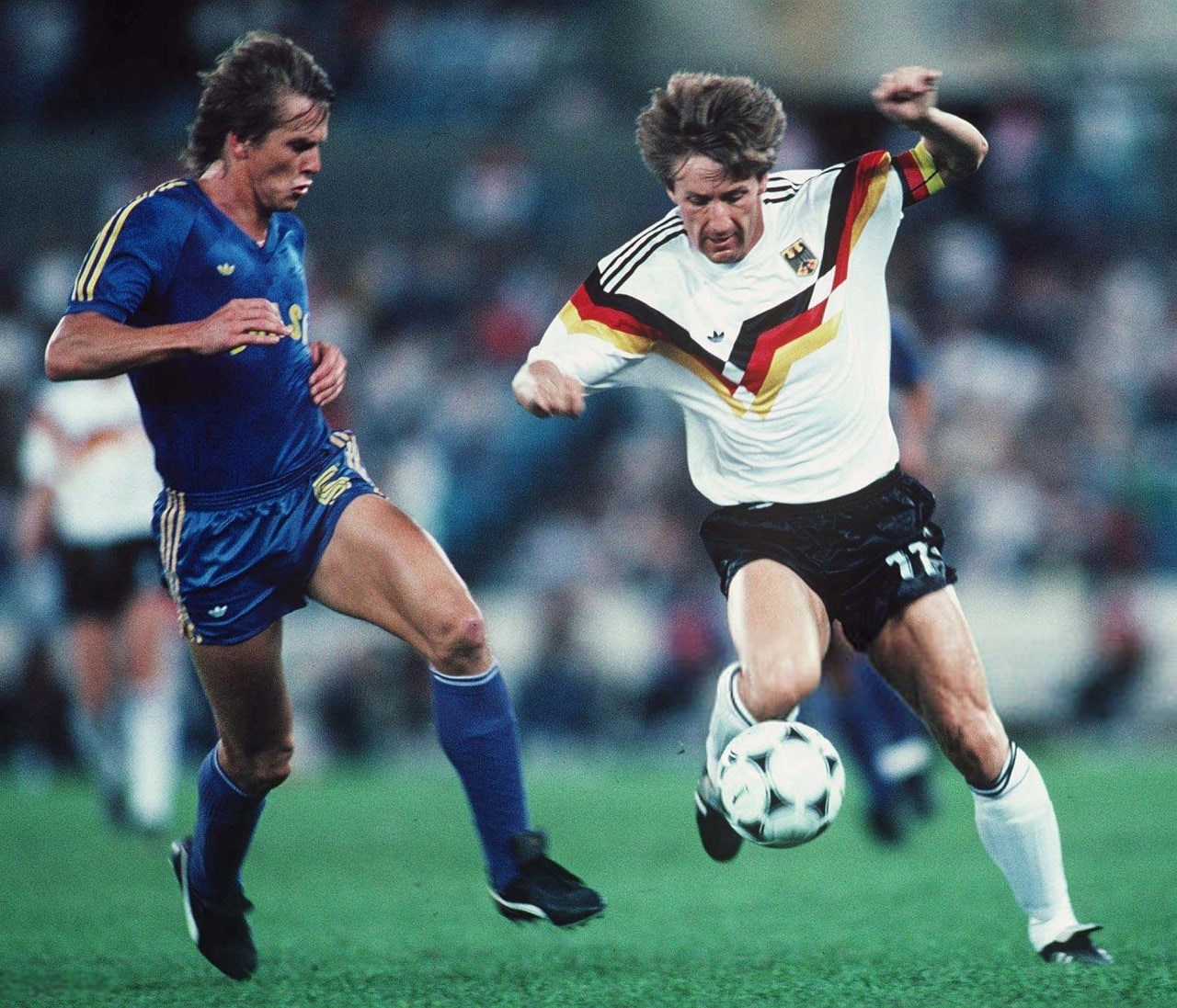فرانک میل در بازی آلمان و برزیل در سال 1988