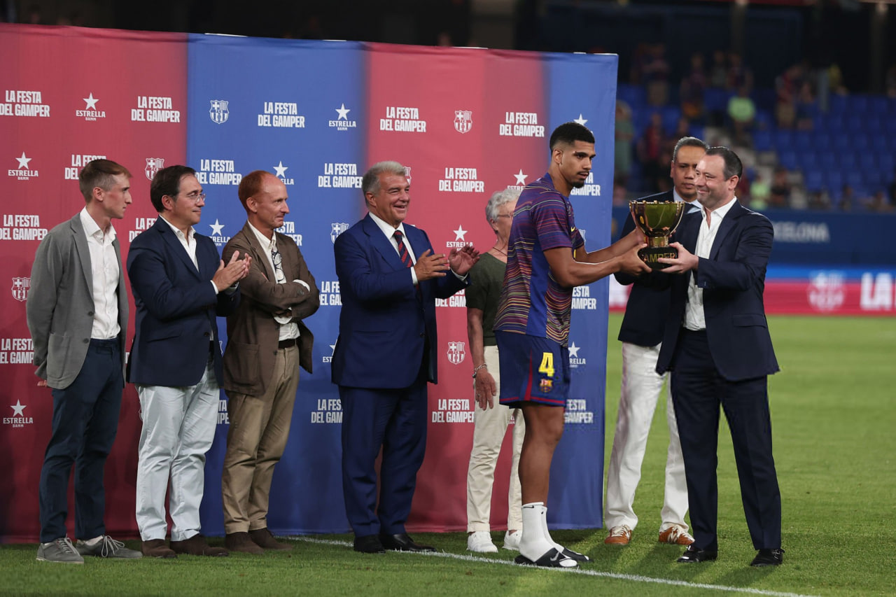 جشن قهرمانی بارسلونا در خوان گمپر 2025