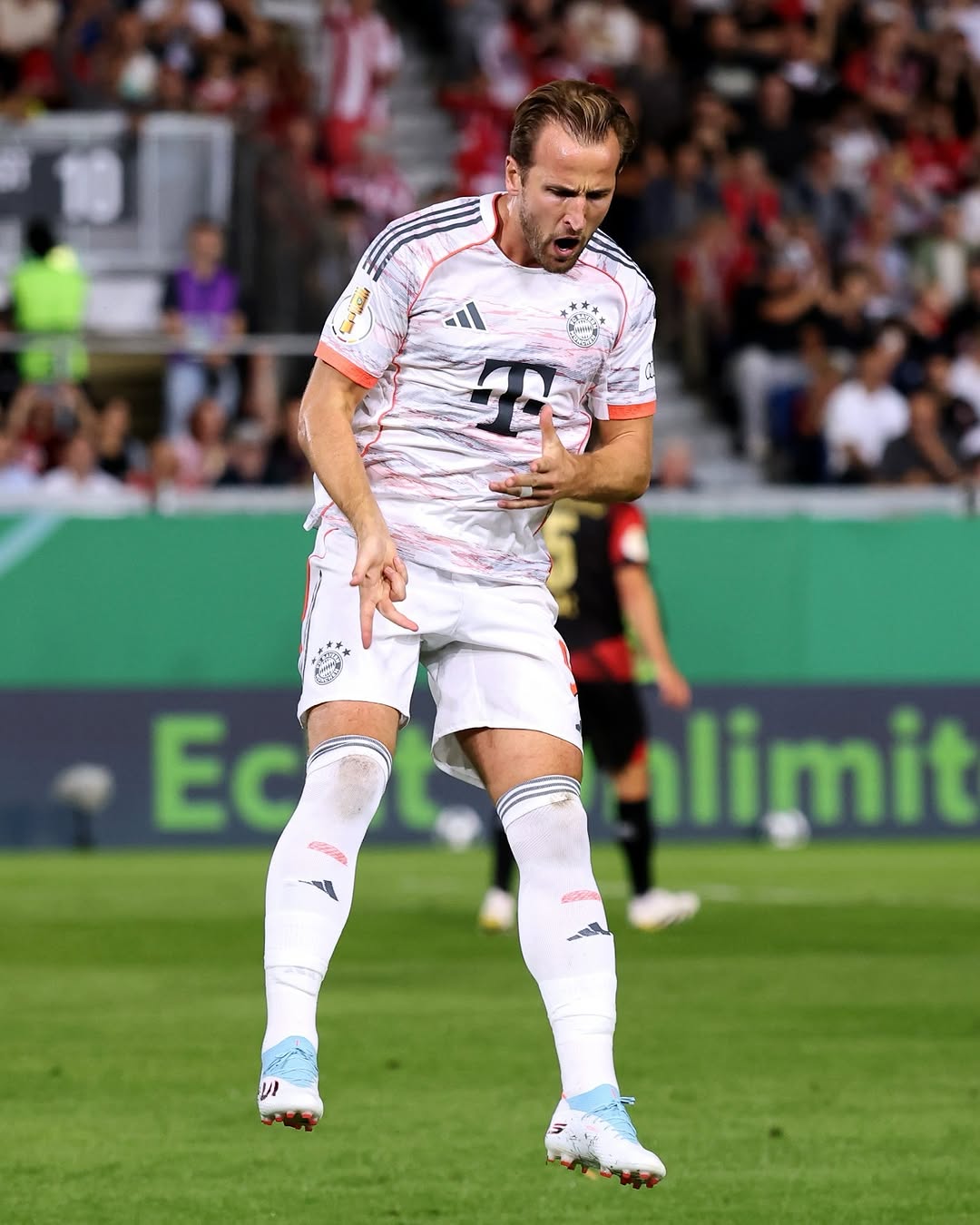 photo_2025-08-28_01-40-08 هری کین