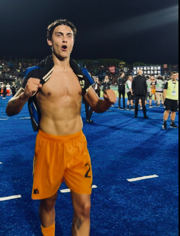 photo_2025-08-31_17-21-47 پائولو دیبالا با پیراهن لوئیس بوفون