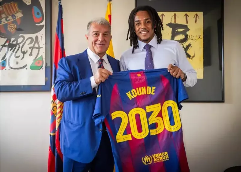 تمدیدقرارداد بارسلونا تا سال ۲۰۳۰ با کنده