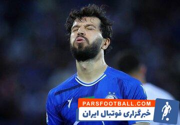 حرکت نمادین ماشاریپوف ؛ تشکر از بازیکنان استقلال پس از پایان مسابقه