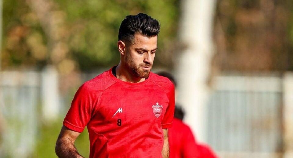 حضور گرم مرتضی پورعلی گنجی مدافع پرسپولیس در آسایشگاه خیریه «بچههای آسمان»