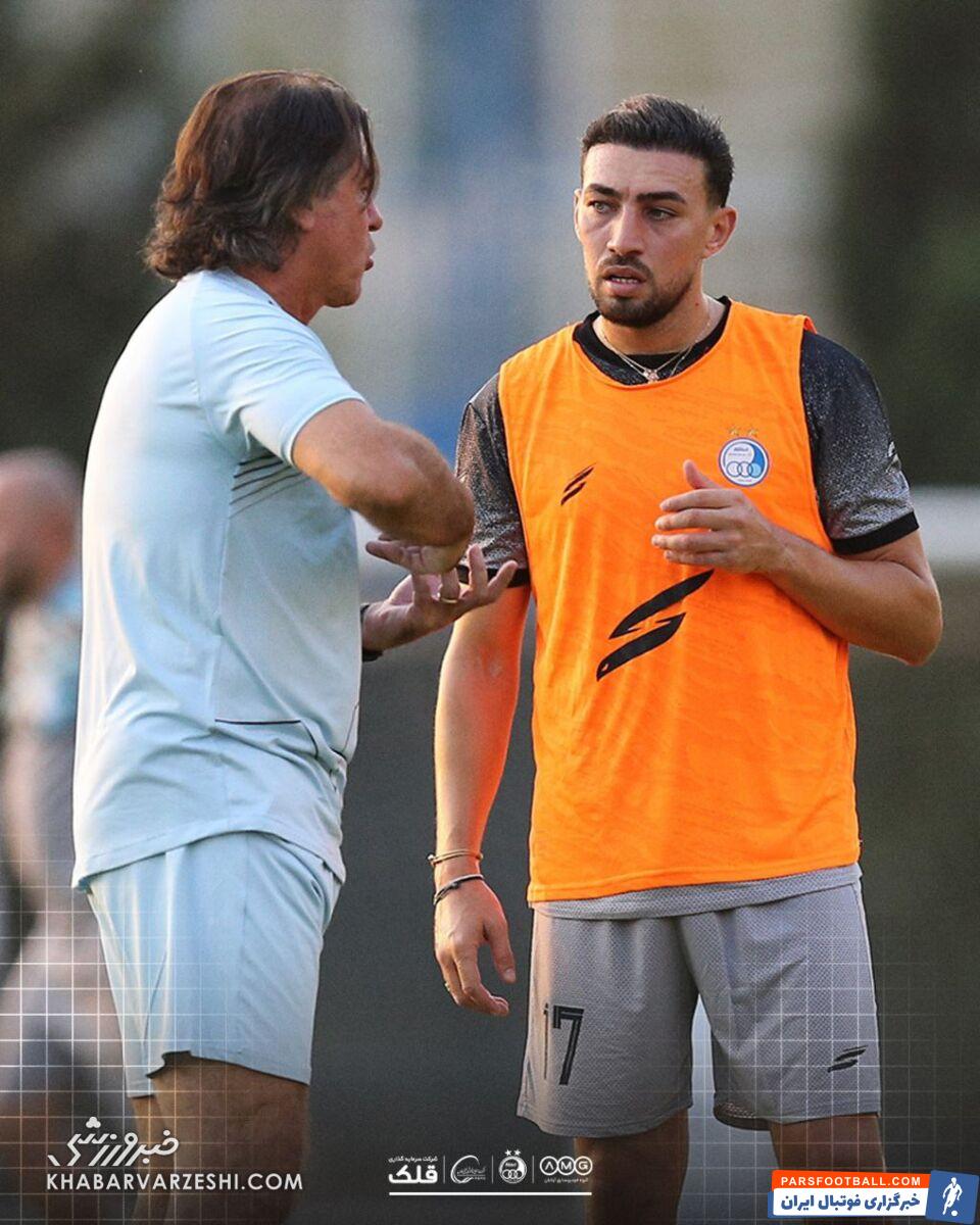 صحبت خصوصی ساپینتو با منیر الحدادی/ فریم به فریم با اولین حضور ستاره جدید در جمع استقلالیها +عکس