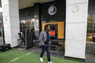 کلارنس سیدورف برای تماشای دیدار استقلال و پیکان راهی ورزشگاه شد