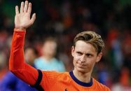 مصدومیت فرنکی دیونگ هافبک هلندی بارسلونا در دیدار با لهستان