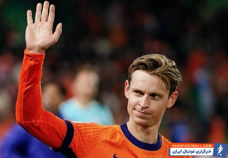 مصدومیت فرنکی دیونگ هافبک هلندی بارسلونا در دیدار با لهستان