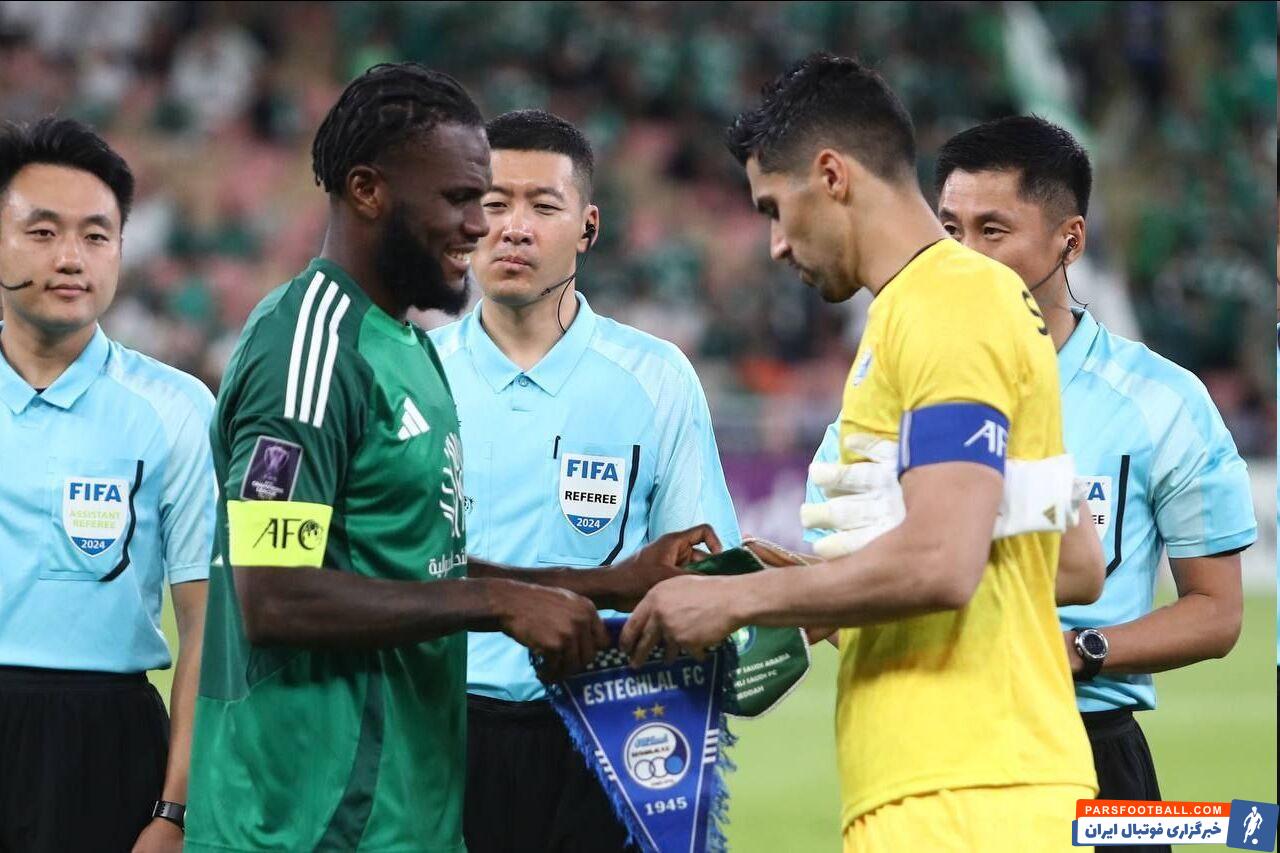 مانینگ داور مشهور چینی دیدار تراکتور و شباب الاهلی را قضاوت خواهد کرد