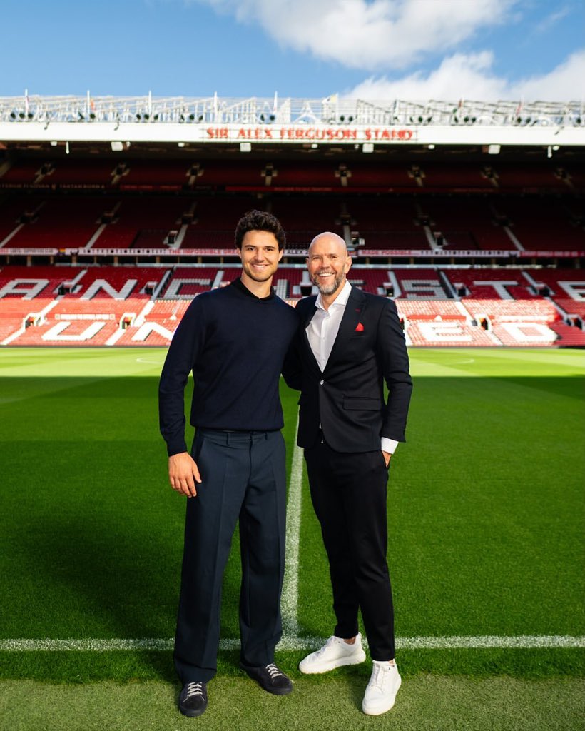 وحشت چند ثانیه ای هواداران منچستریونایتد پس از دیدن بدل اریک تن هاخ در اولدترافورد