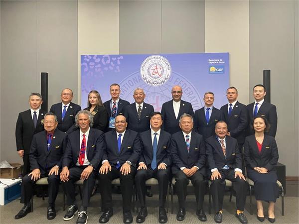 علی‌نژاد در نشست هیات رییسه جهانی ووشو