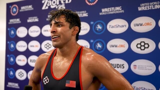 قاسم‌پور در زمین بازی تیلور