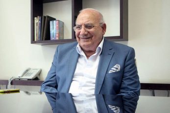 حشمت مهاجرانی