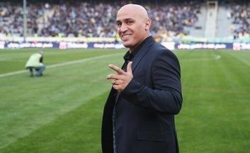 علیرضا منصوریان : به جز تراکتور، استقلال و پرسپولیس و سپاهان بازیکن جذب نمی کنند