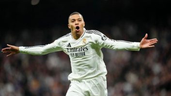 کیلیان امباپه برترین بازیکن ماه اوت 2025 رئال مادرید