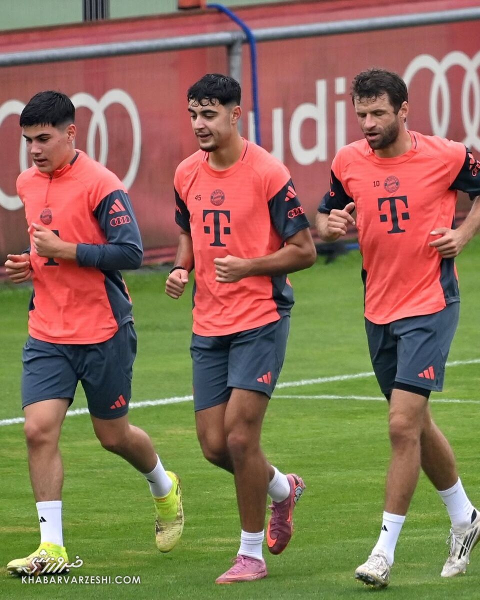 402490 توماس مولر در کمپ تمرینی بایرن مونیخ