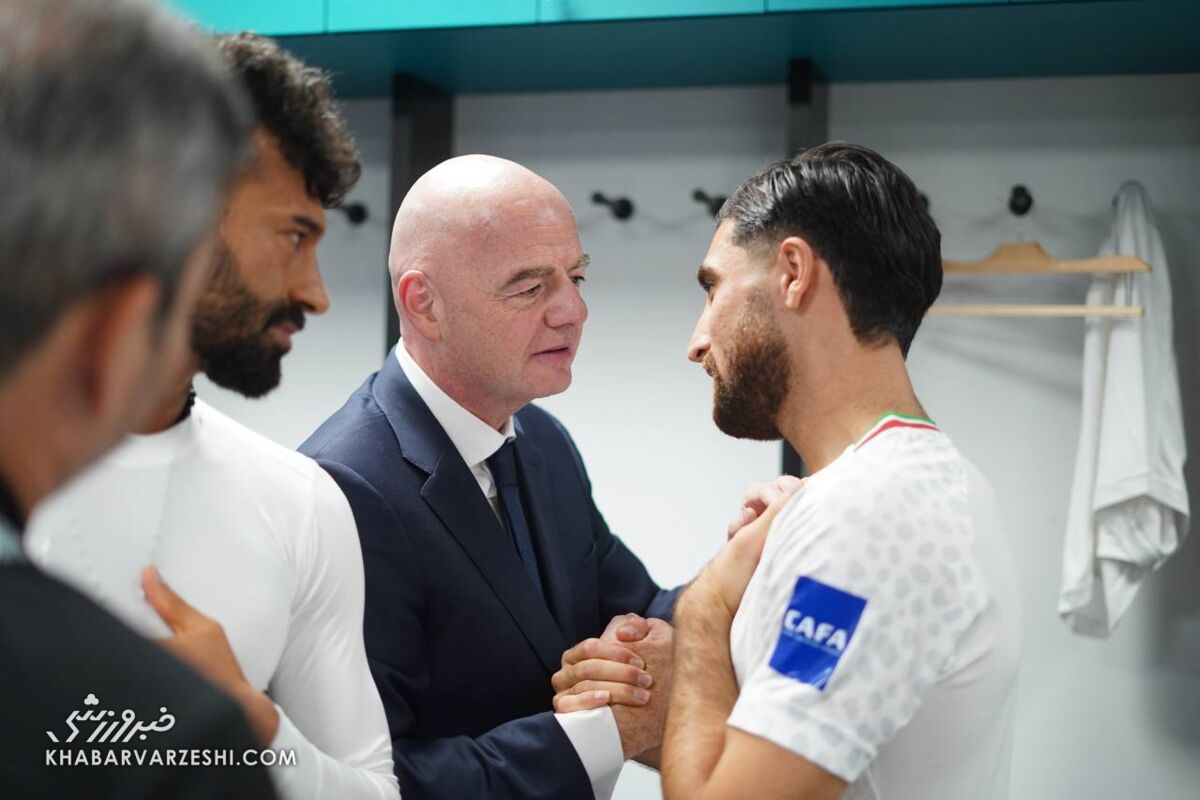 خنده‌های اجباری تیم ملی در رختکن بعد از شکست تلخ! +عکس