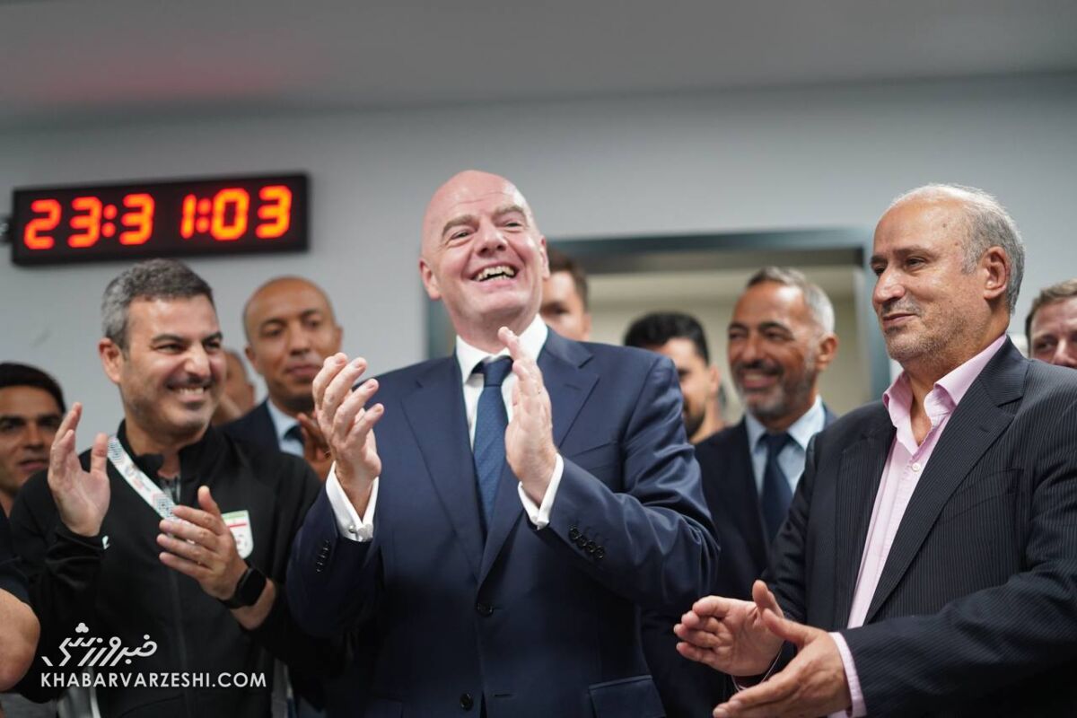 خنده‌های اجباری تیم ملی در رختکن بعد از شکست تلخ! +عکس