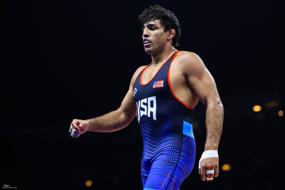 403991 کریخوانی جنجالی کشتیگیر آمریکایی برای کامران قاسمپور: پادشاه سقوط کرد!