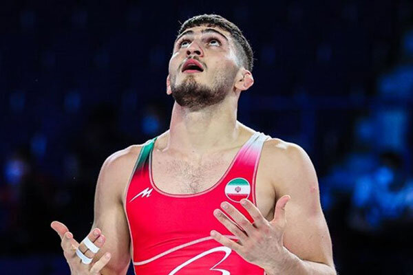 4271990 کشتی آزاد در انتظار صعود و مدالهای شبانه؛ امید امامی به باخت