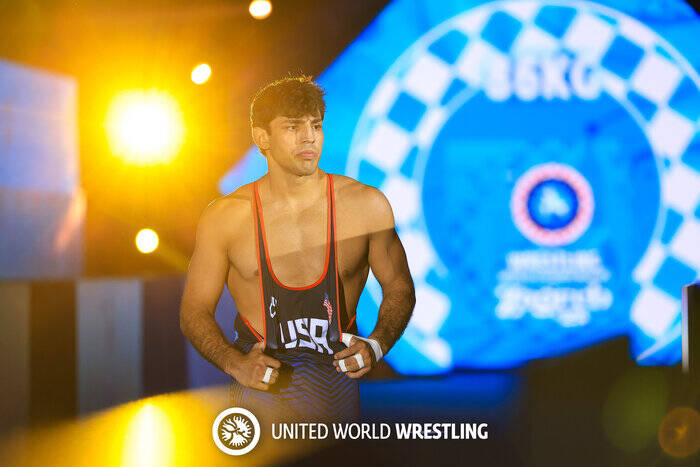 4498899 حسرت ۸۶؛ زور کشتی ایران به تفکر تیلور نرسید