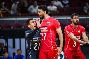 والیبال ؛ پوریا حسین خانزاده امتیازآورترین بازیکن دیدار ایران و تونس شد