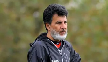 شاهرخ بیانی : دستیاران امیر قلعه نویی در تیم ملی تجربه کافی ندارند