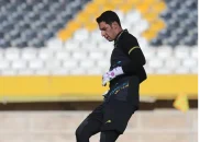 انگیزه بالای محمدرضا اخباری در تمرینات برای حضور در ترکیب ثابت سپاهان